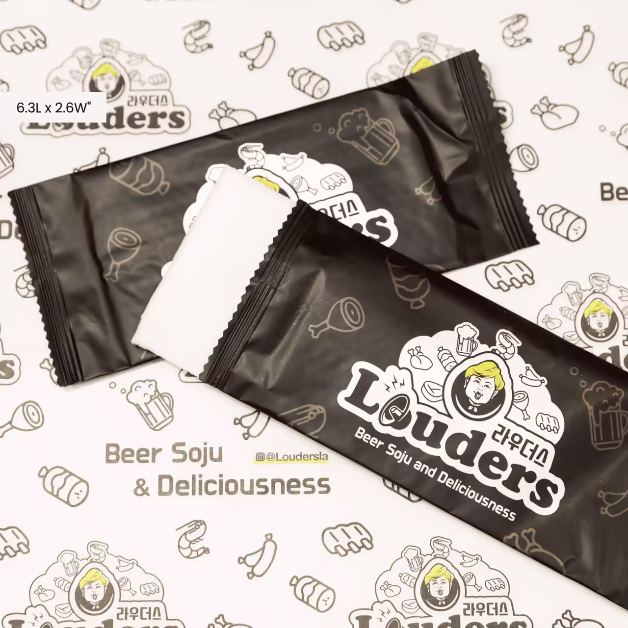 Custom Black Wet Wipe Pack with Logo for Promotion