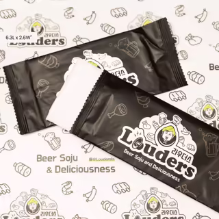 Custom Black Wet Wipe Pack with Logo for Promotion