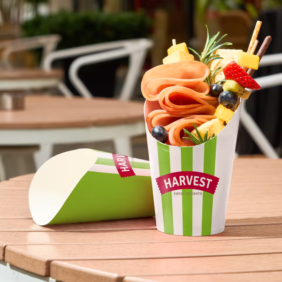 Grease Resistant Paper Charcuterie Snack Cup To Go